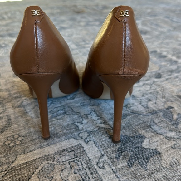 Sam Edelman “Hazel” heel in saddle color - Picture 4 of 13